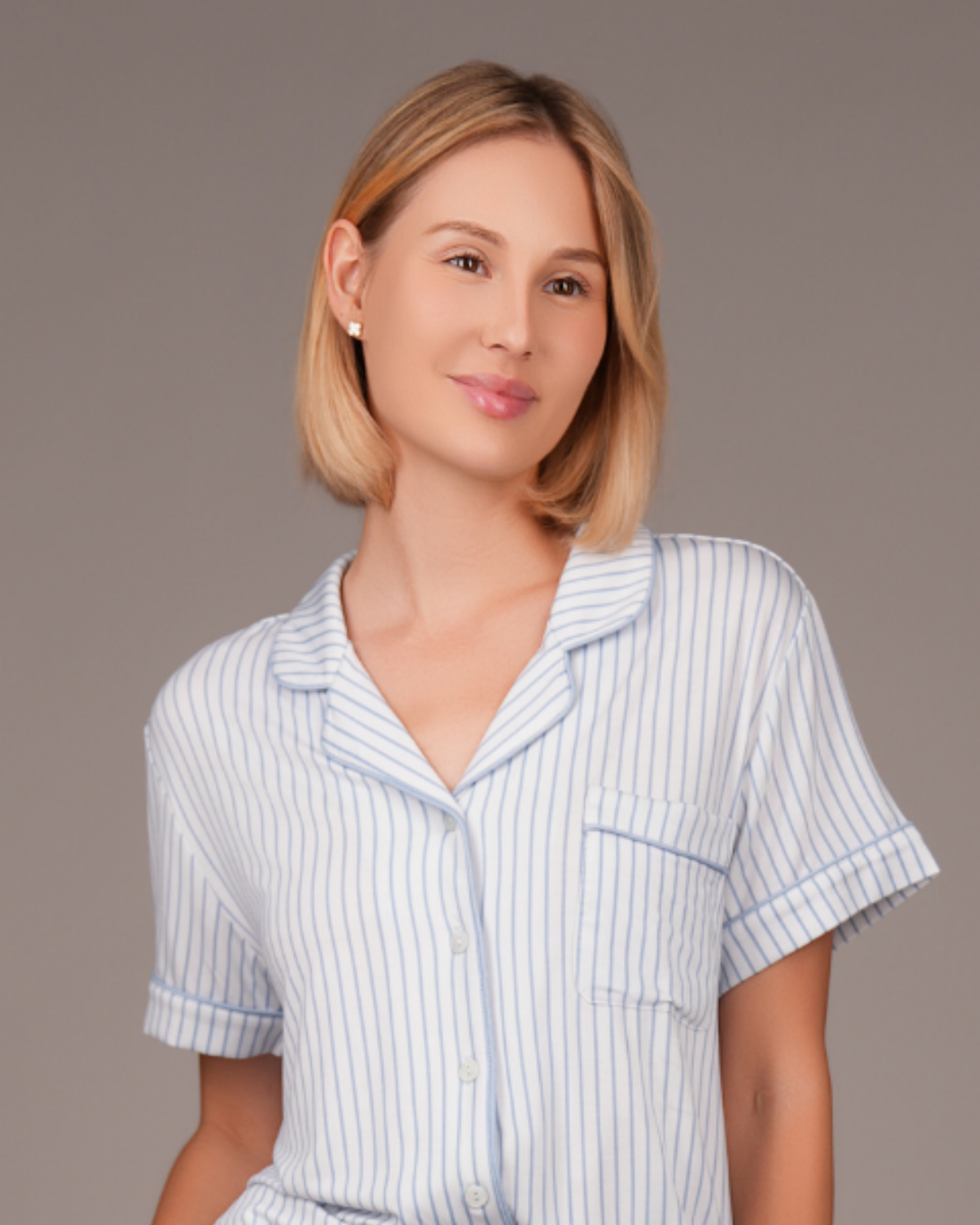 NACHILA Women's Bamboo Viscose Pajama Set - Short Sleeve Top & Capri Pants, Plus Size S-4XL